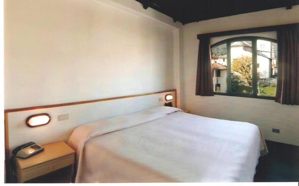 Hotel Eden Baveno Bilik gambar