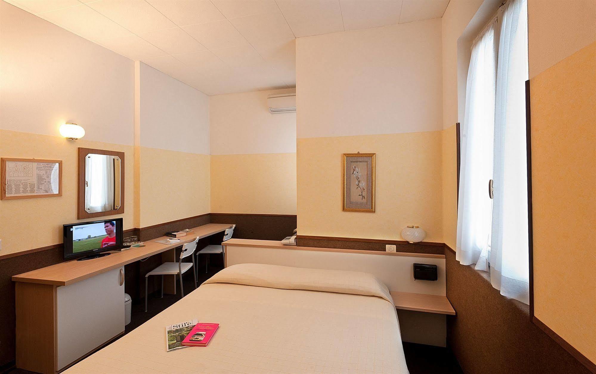 Hotel Eden Baveno Luaran gambar